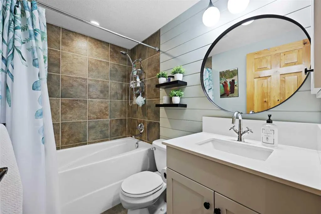 104 Armstrong Place, #216