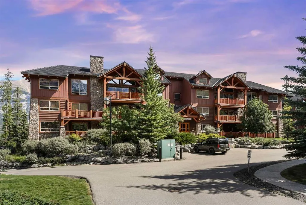 104 Armstrong Place, #216