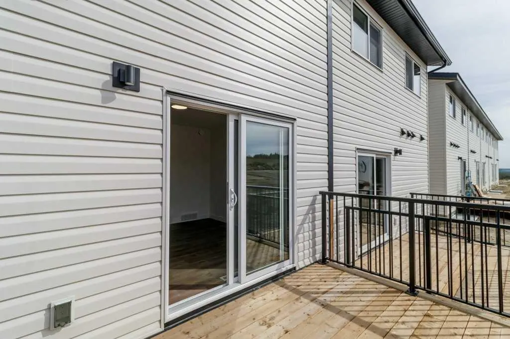 16 Violet Point