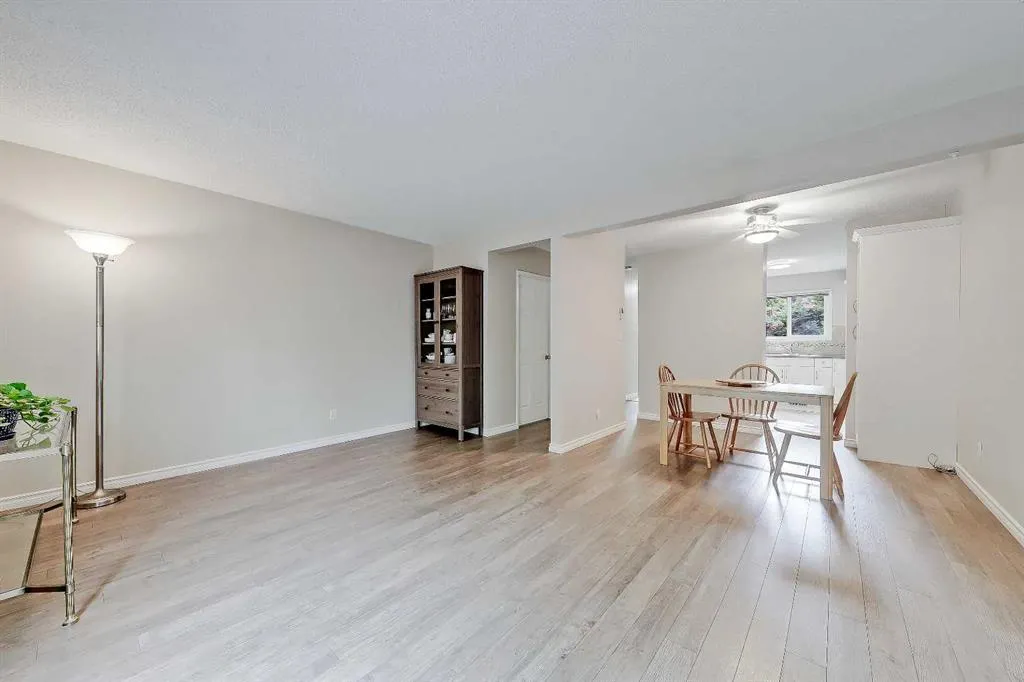 219 90 Avenue SE, #26