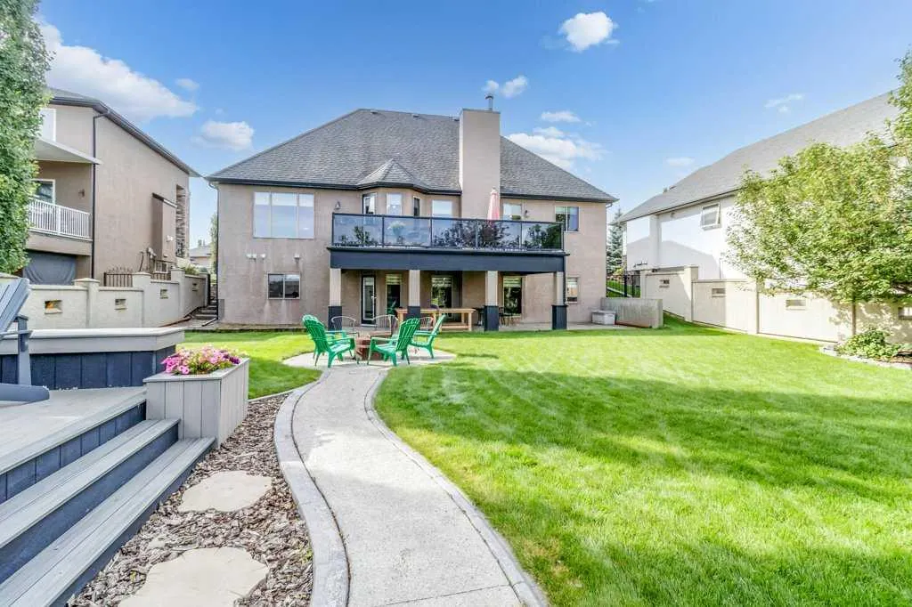 48 Fieldstone Way