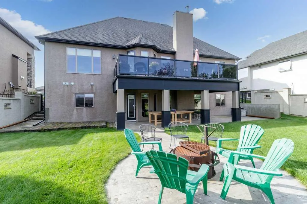 48 Fieldstone Way