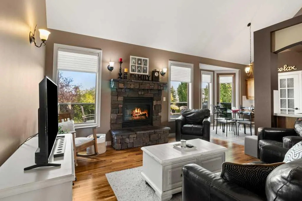 48 Fieldstone Way