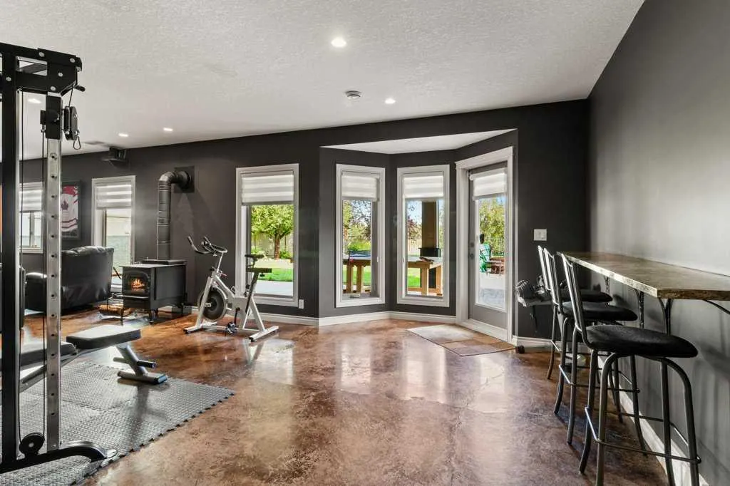 48 Fieldstone Way