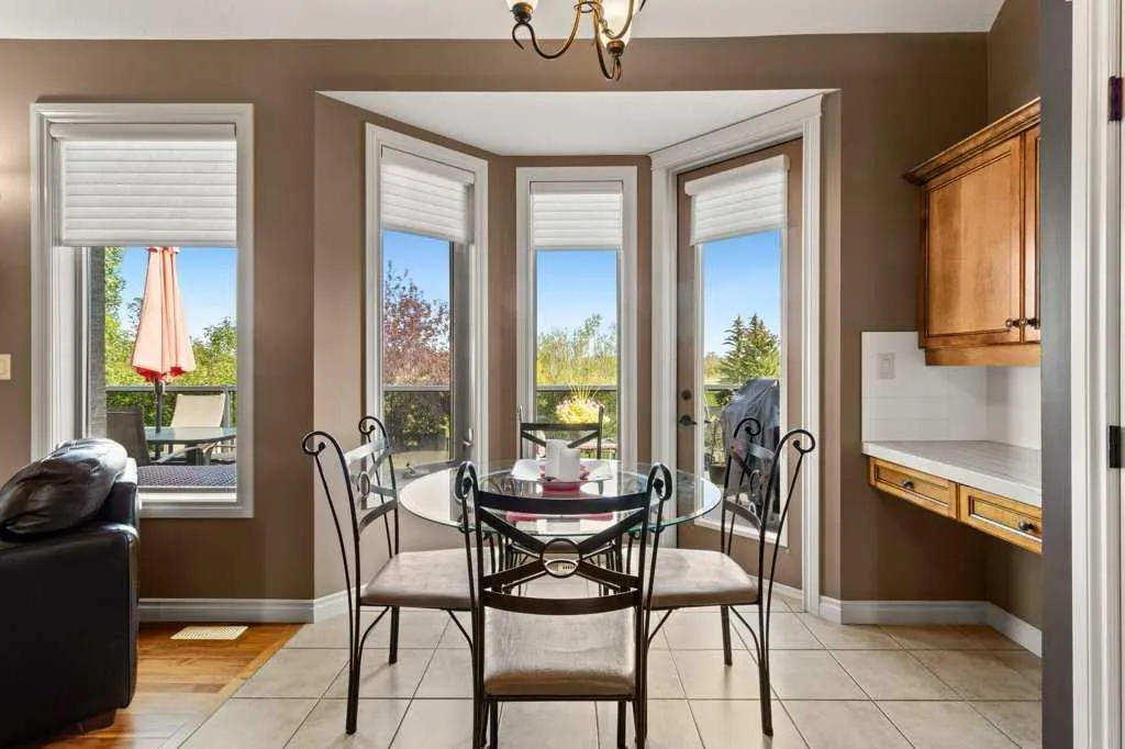 48 Fieldstone Way