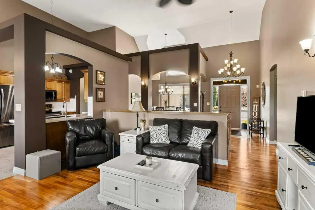 48 Fieldstone Way