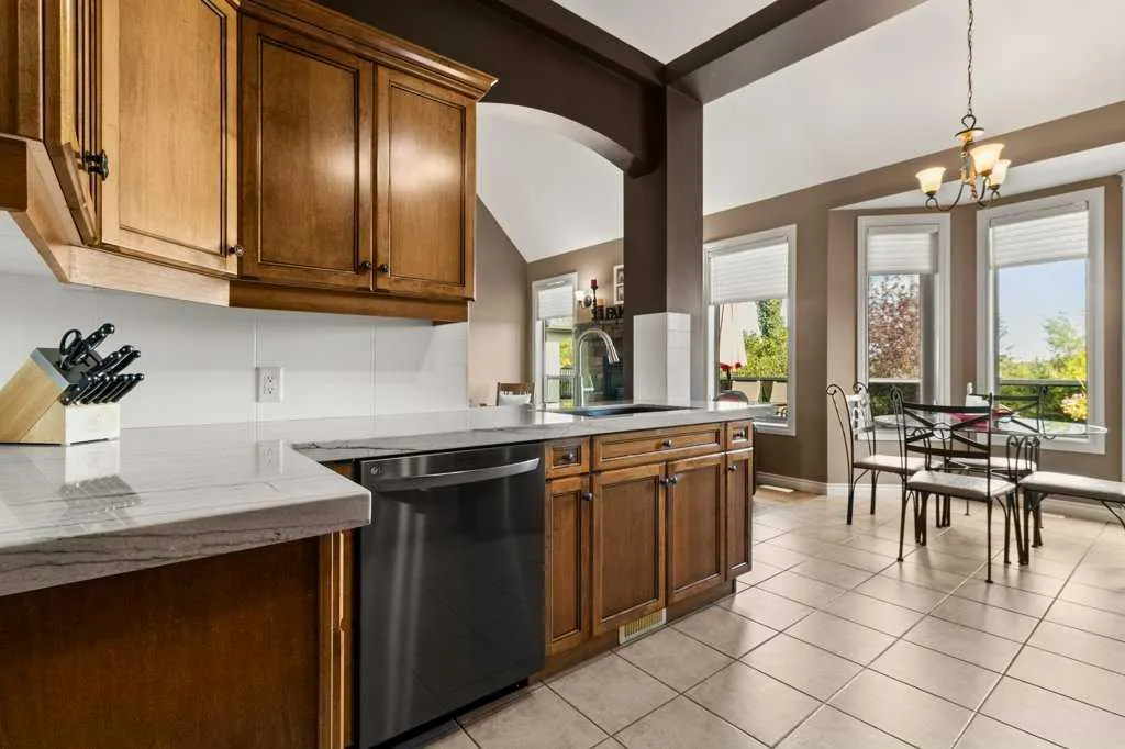 48 Fieldstone Way