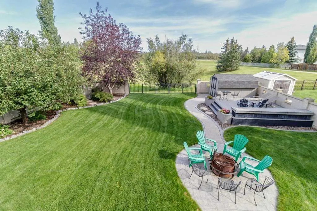 48 Fieldstone Way