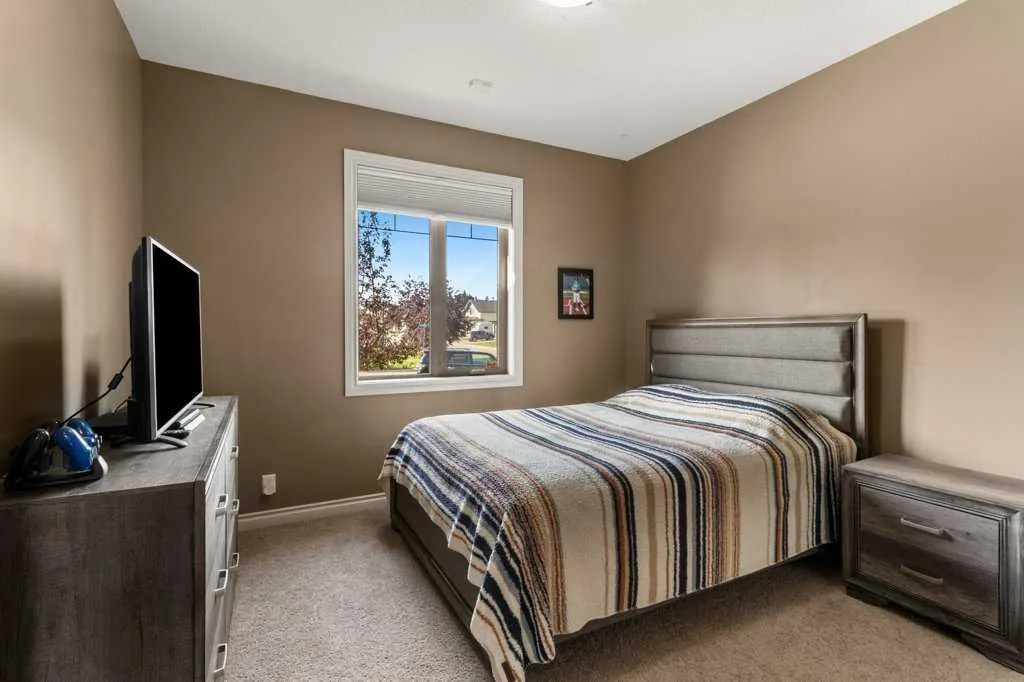 48 Fieldstone Way