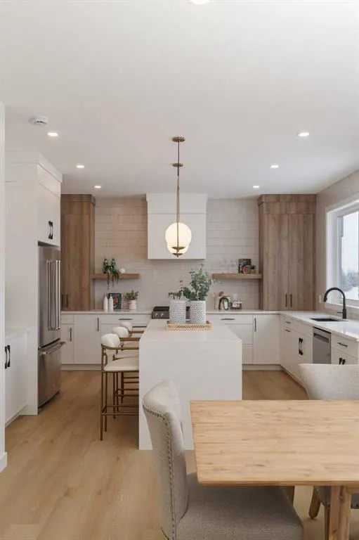 345 Limestone Bay