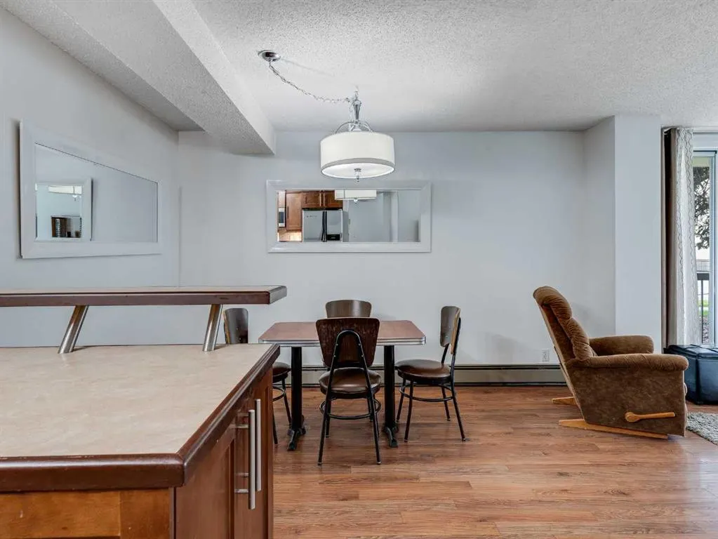 1107 15 Avenue SW, #101