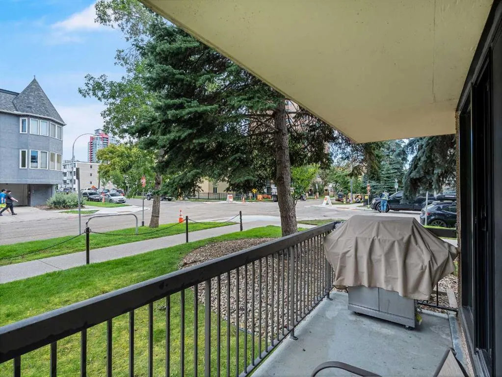 1107 15 Avenue SW, #101