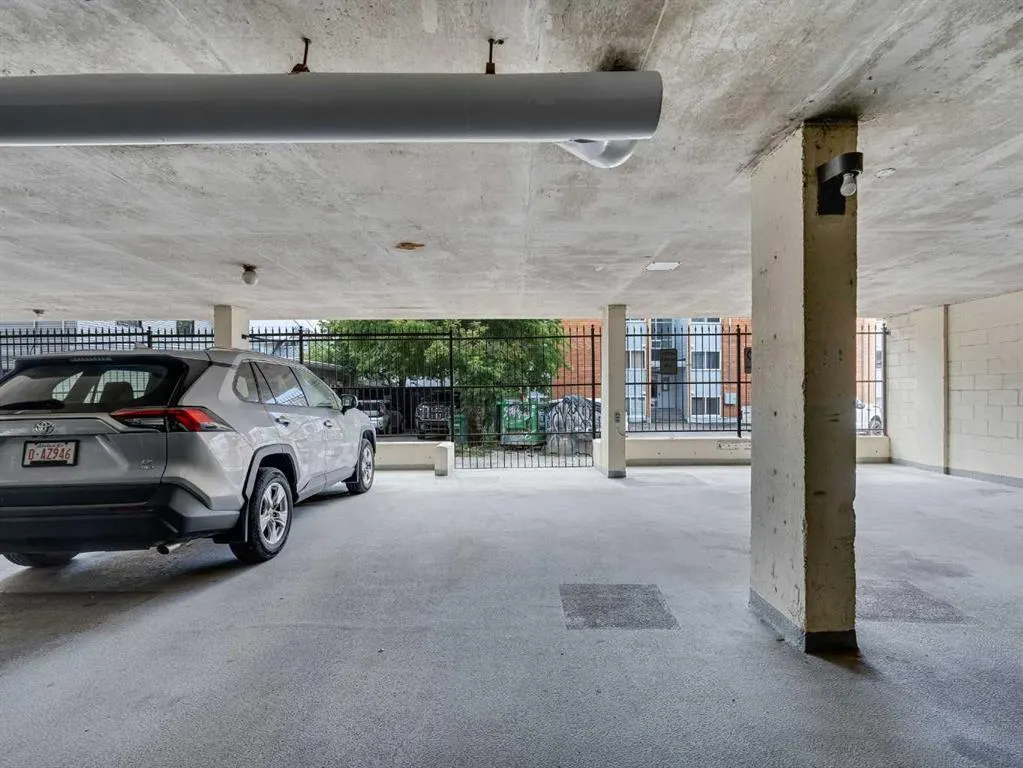 1107 15 Avenue SW, #101
