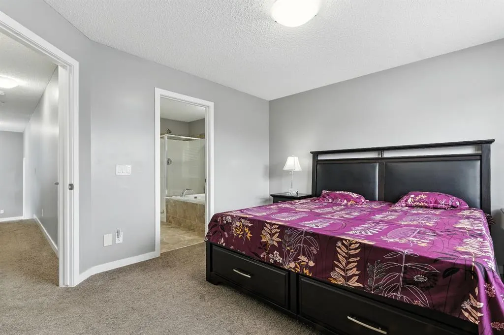 313 Kings Heights Drive SE