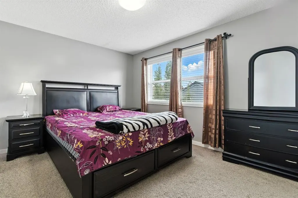 313 Kings Heights Drive SE