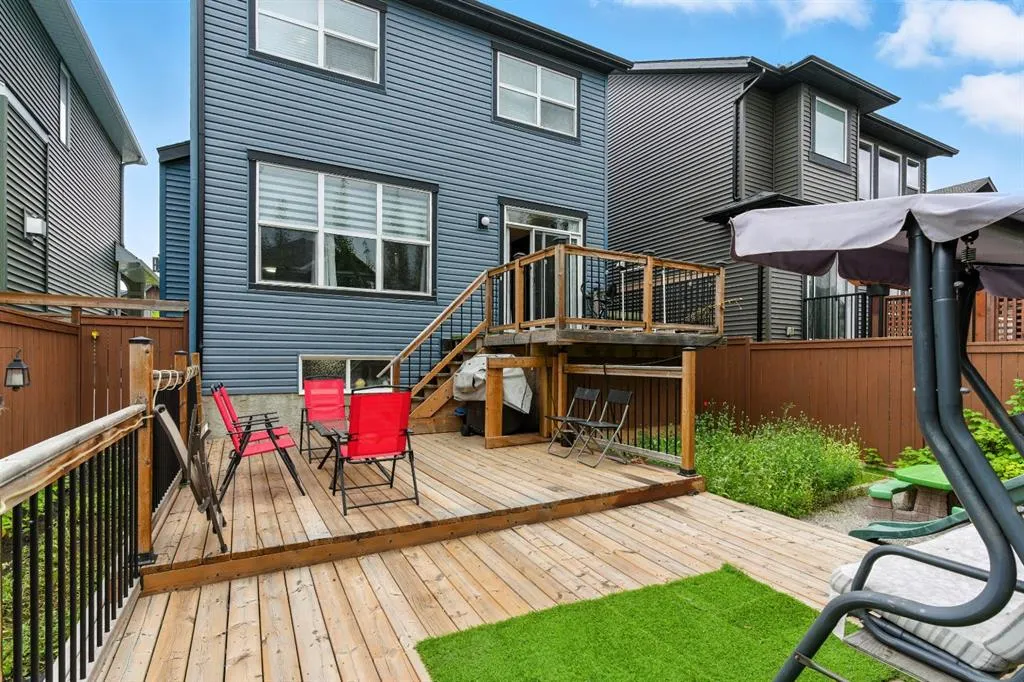 313 Kings Heights Drive SE