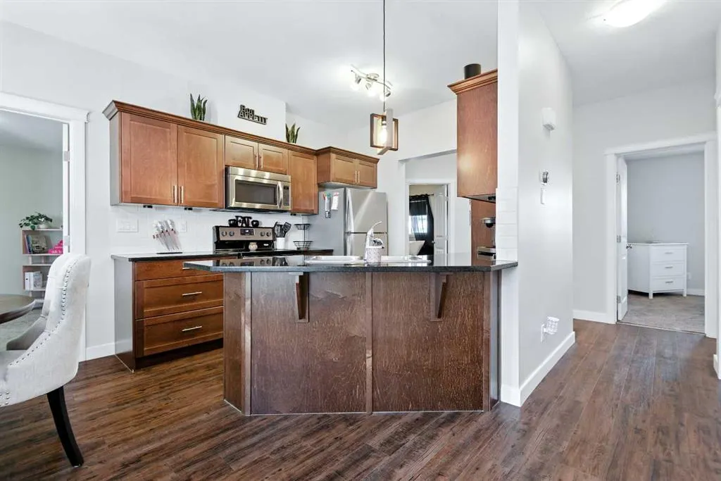 81 willow Road, #107