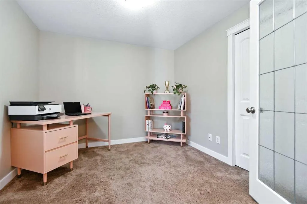 81 willow Road, #107