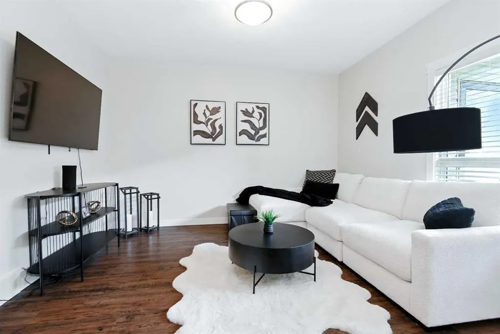 81 willow Road, #107