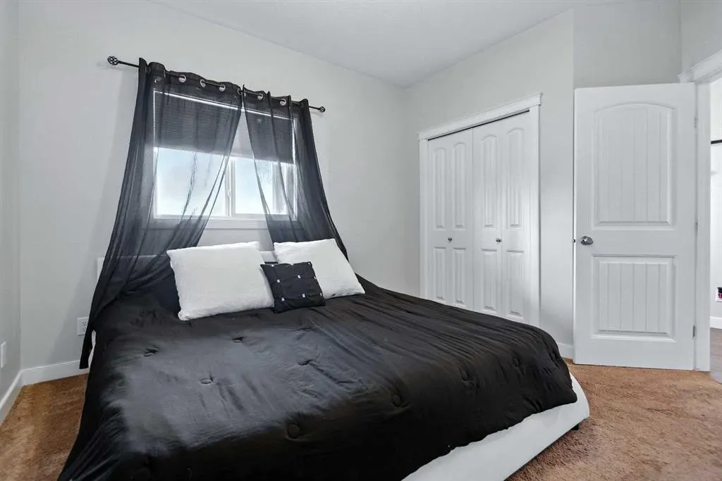 81 willow Road, #107