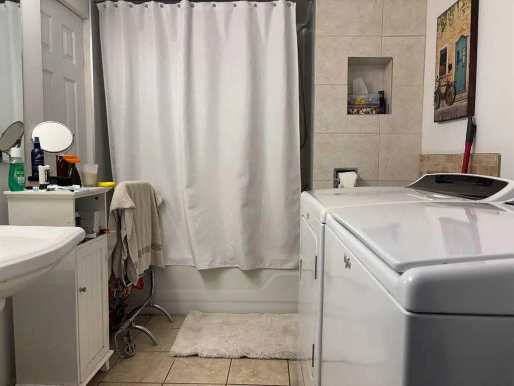649 Main Street NW, #20