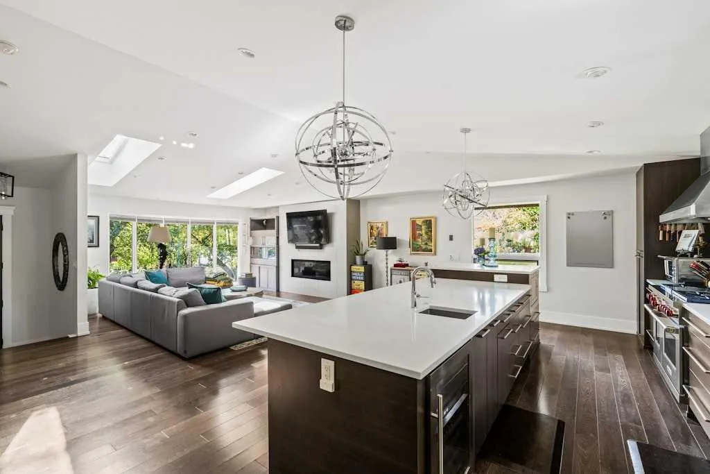 410 Elbow Park Lane SW