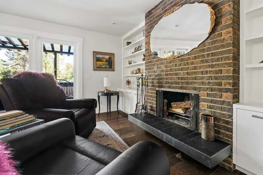 410 Elbow Park Lane SW
