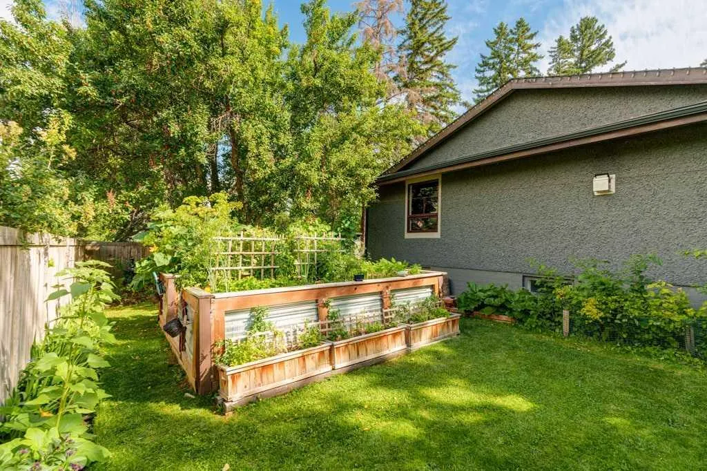 410 Elbow Park Lane SW