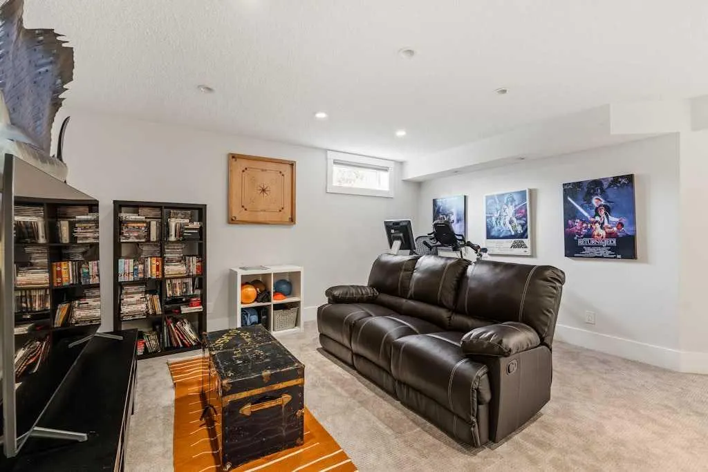 410 Elbow Park Lane SW