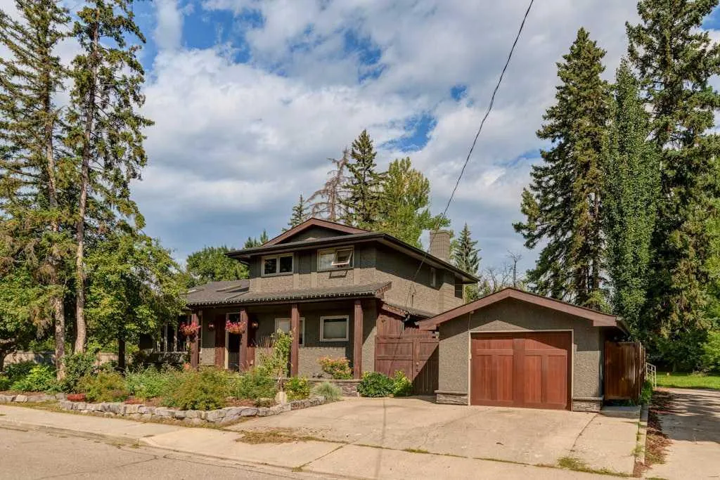 410 Elbow Park Lane SW