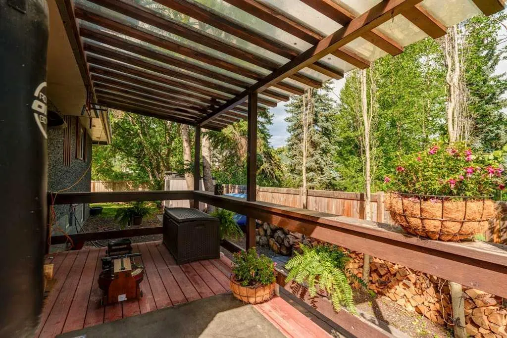 410 Elbow Park Lane SW