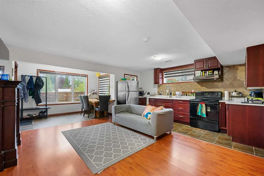 280 Windermere Drive