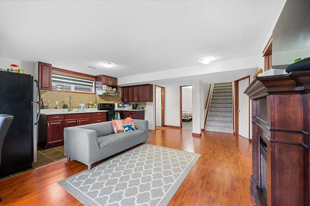 280 Windermere Drive