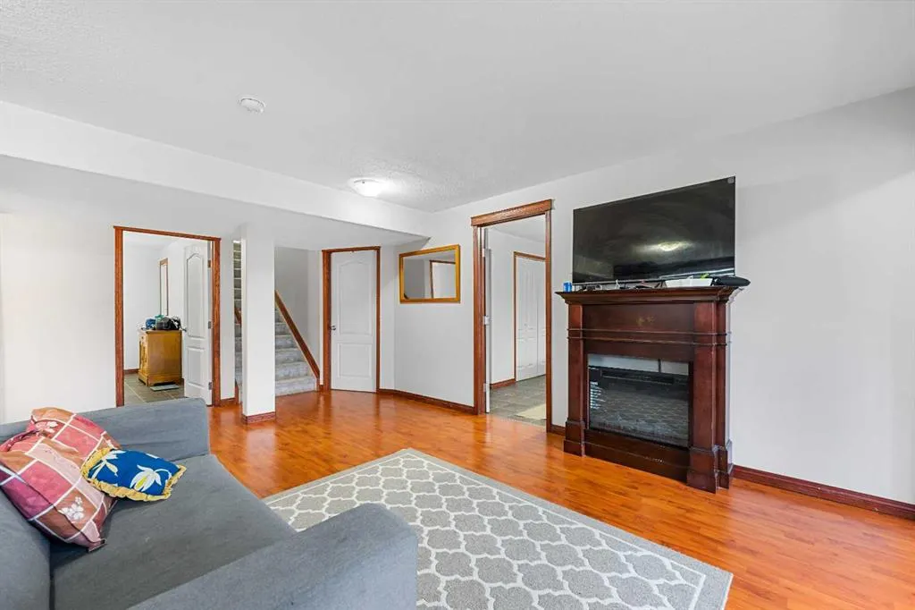 280 Windermere Drive