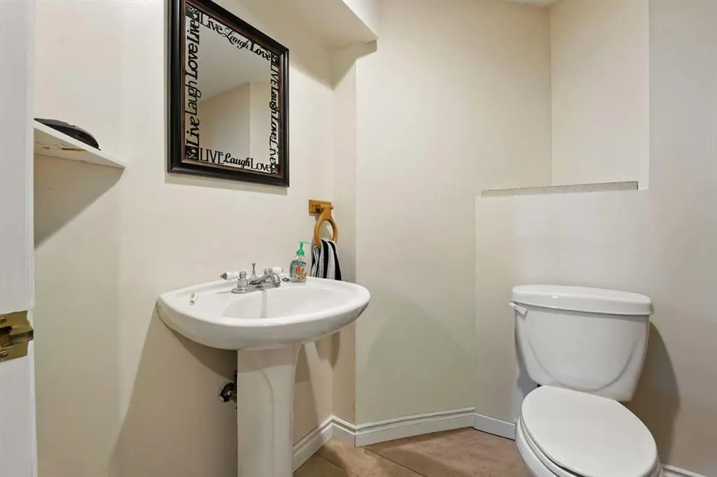 26 Bridlewood Way SW