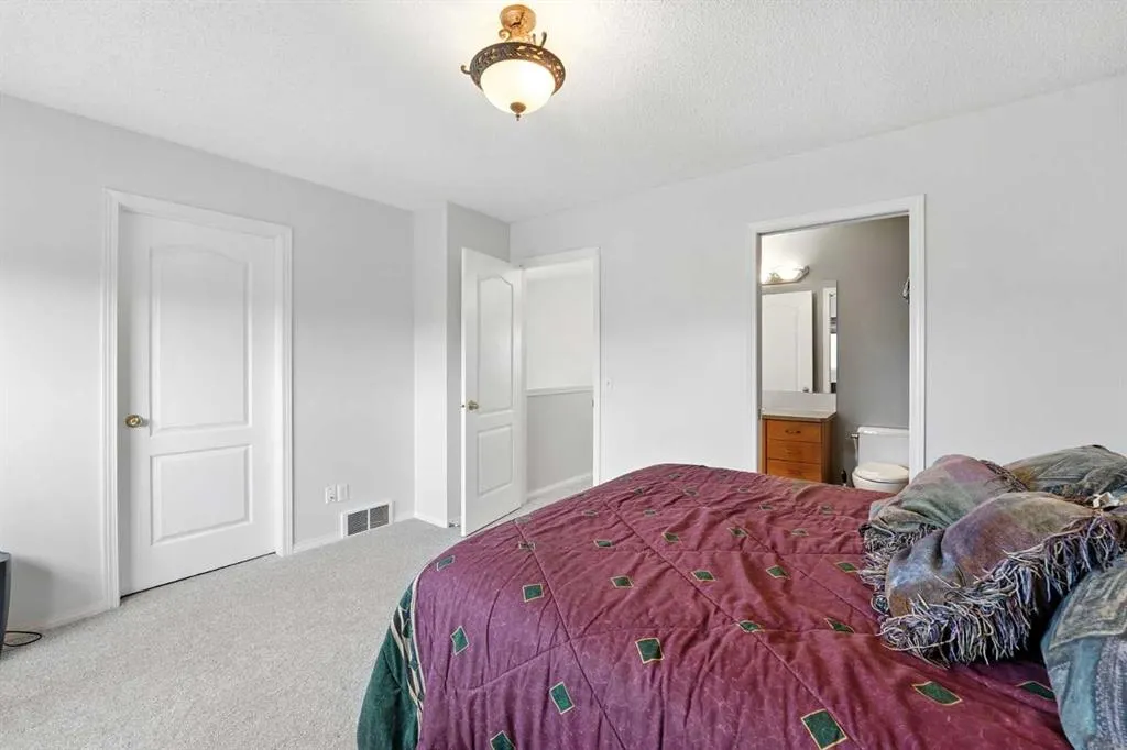 26 Bridlewood Way SW