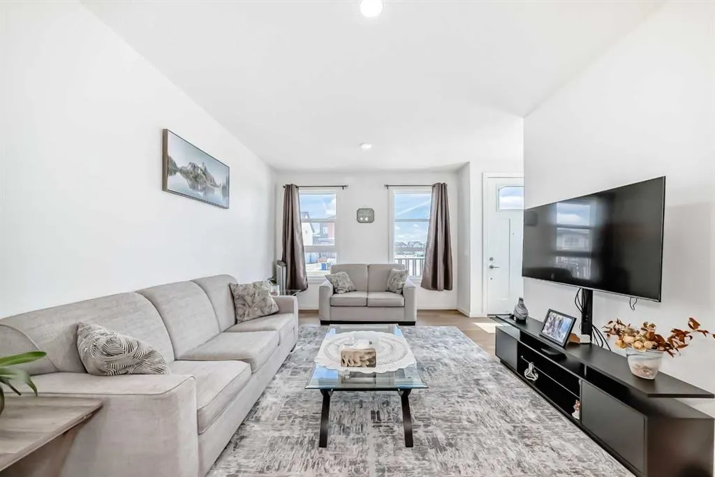 197 Belmont Drive SW