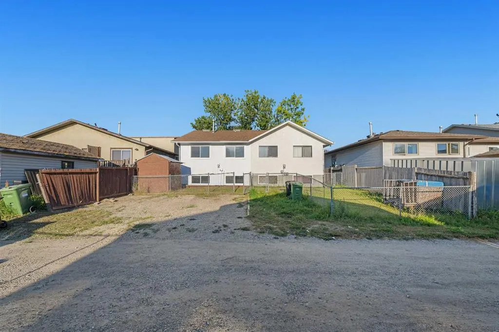 152 Castlebrook Rise NE