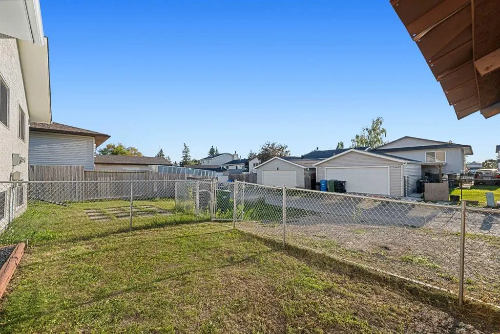 152 Castlebrook Rise NE