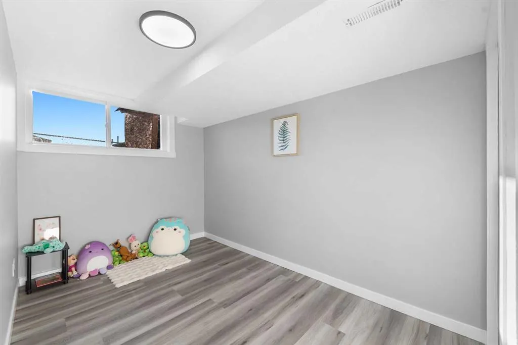 152 Castlebrook Rise NE