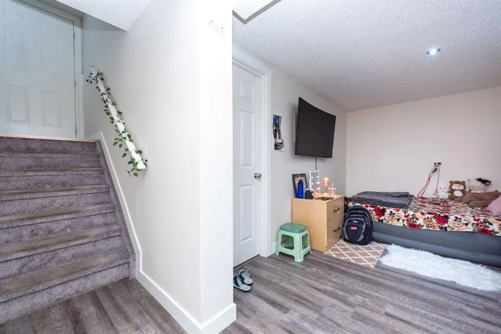 39 Tararidge Drive NE