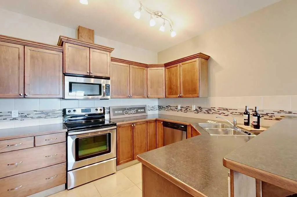 3615 51 Avenue, #304