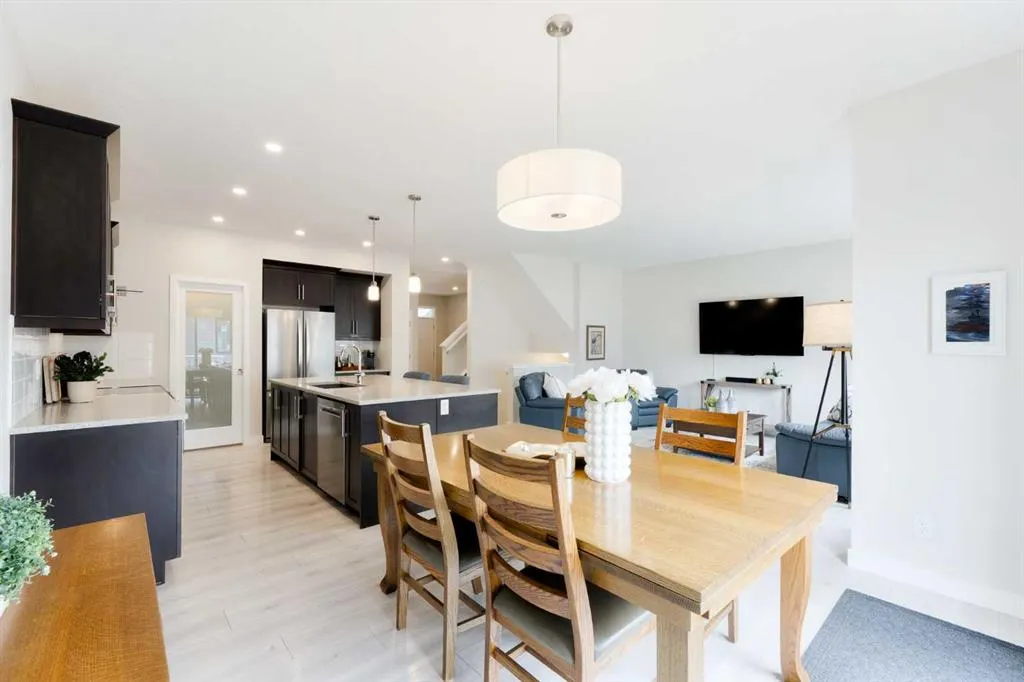 218 Riviera View