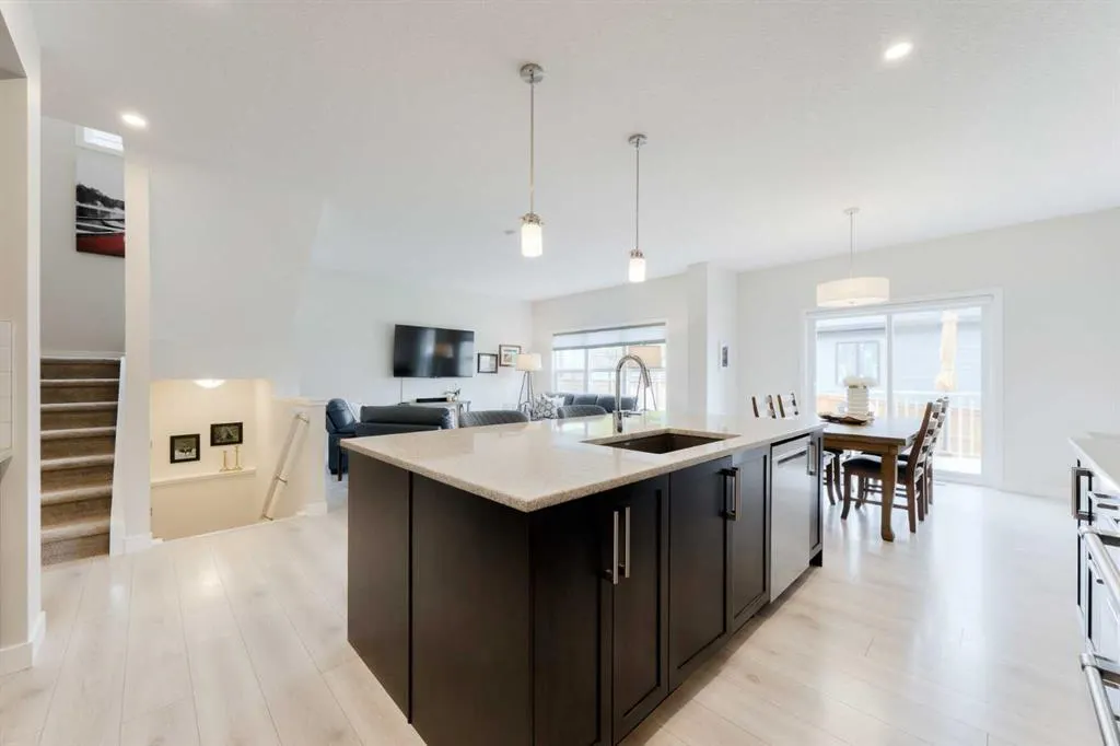 218 Riviera View