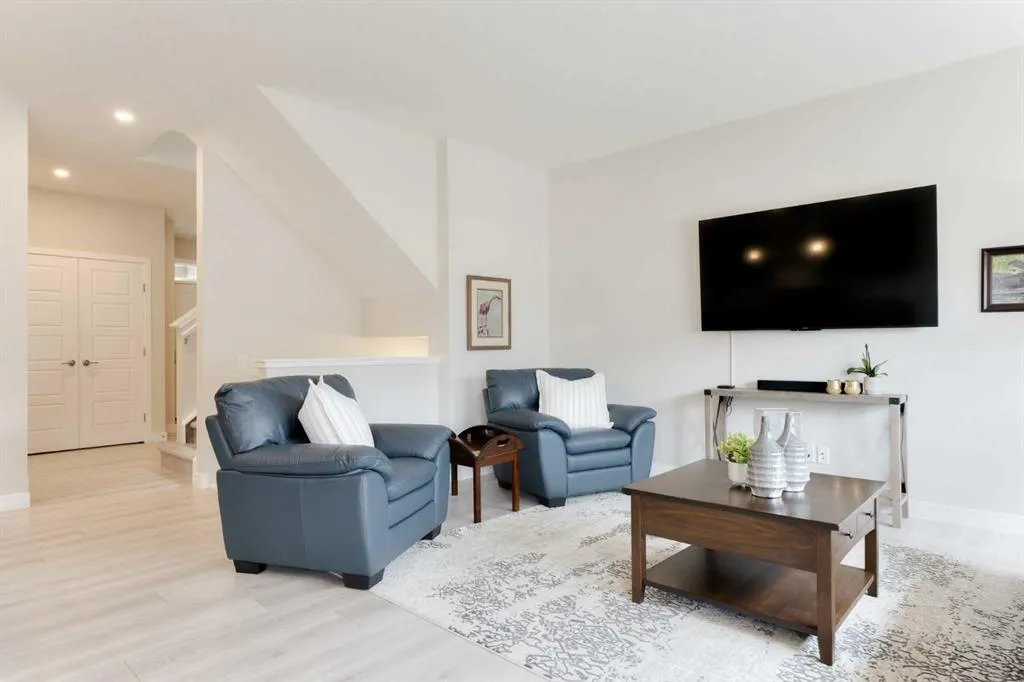 218 Riviera View