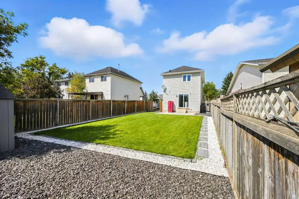 99 Erin Road SE