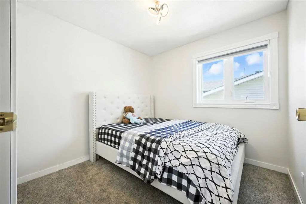 99 Erin Road SE