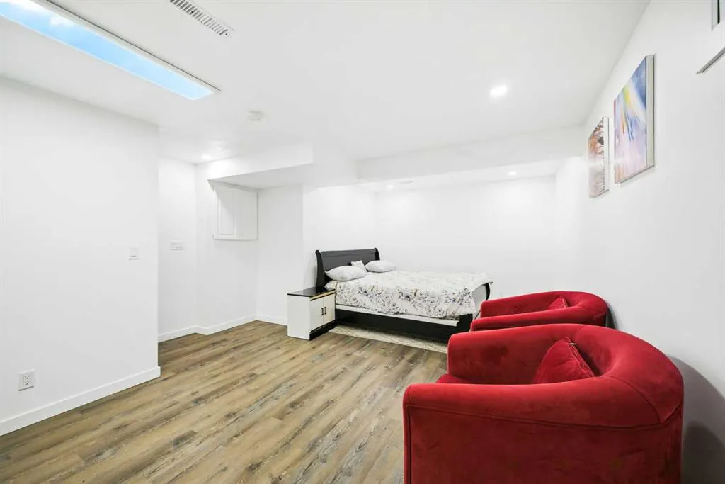 99 Erin Road SE
