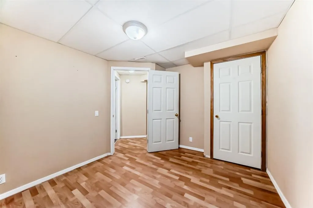800 Bowcroft Place, #32