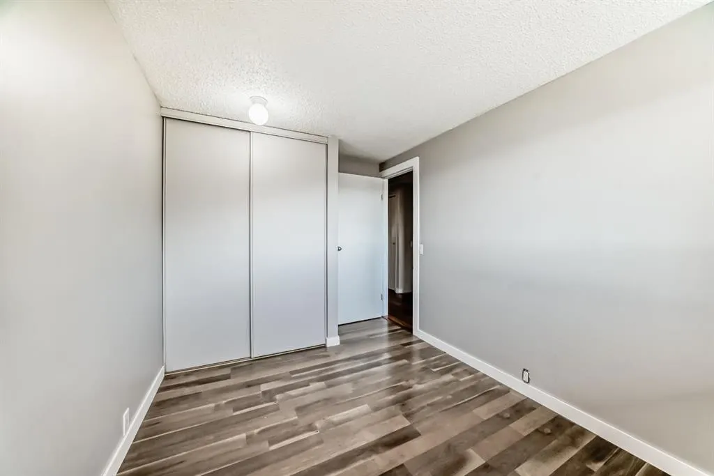 800 Bowcroft Place, #32